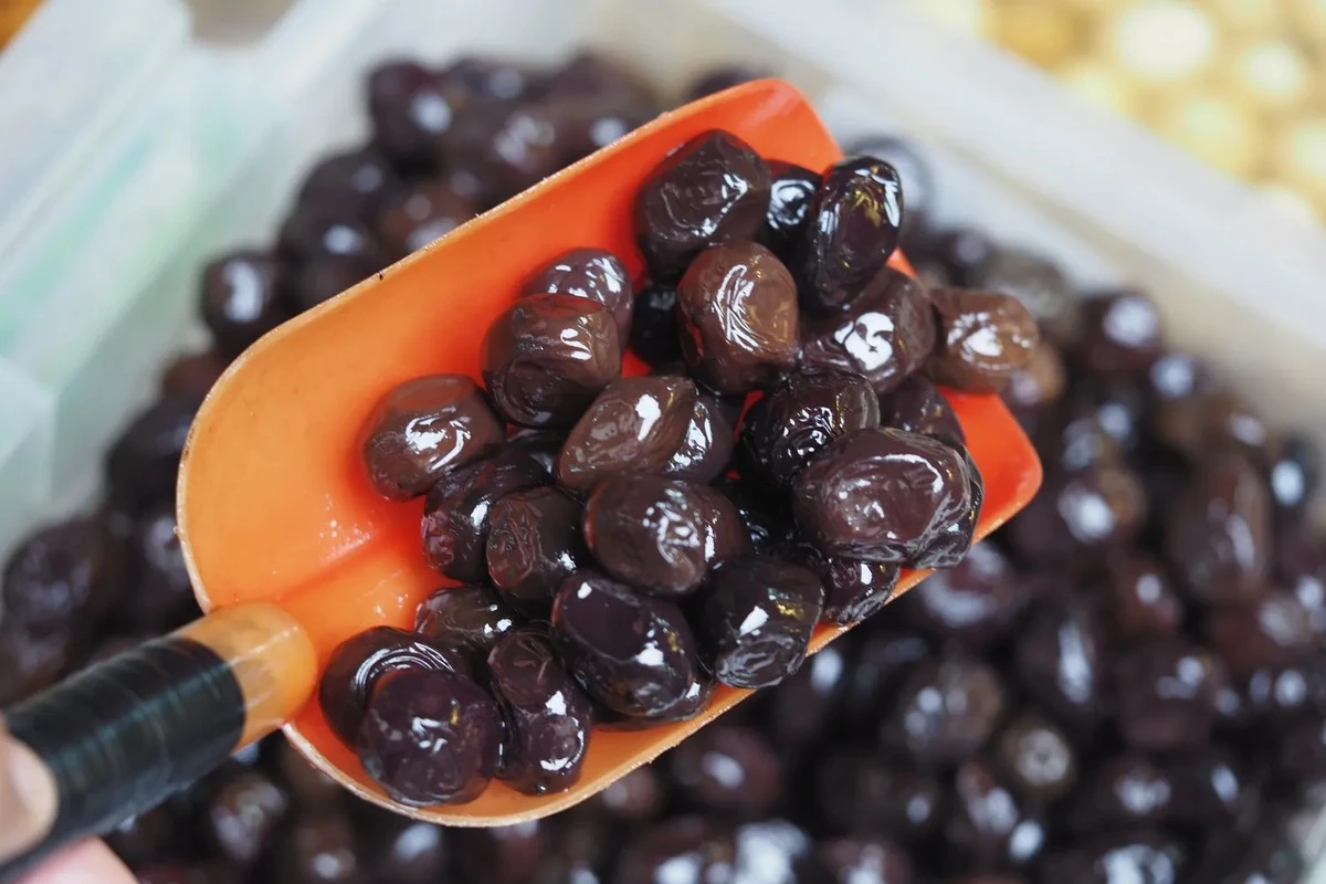 Olive oil: cómo distinguir las maduras de las teñidas con químicos - La verdad sobre lo que comes