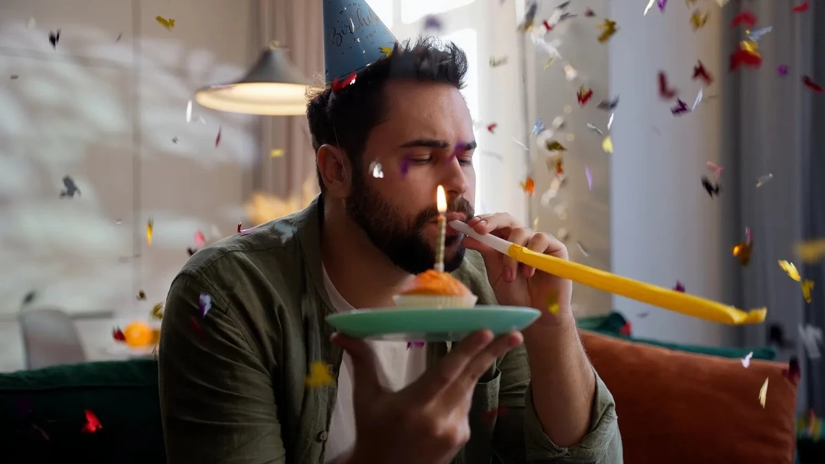 La nueva moda de las 'fiestas tranquilas': por qué cada vez más gente en Lituania evita celebrar cumpleaños