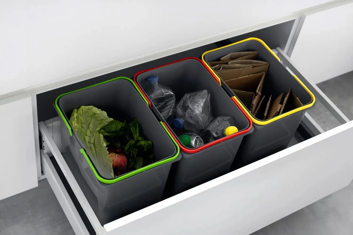 Eres un clasificador de basura gratuito: cómo los monopolios de residuos te cobran de más