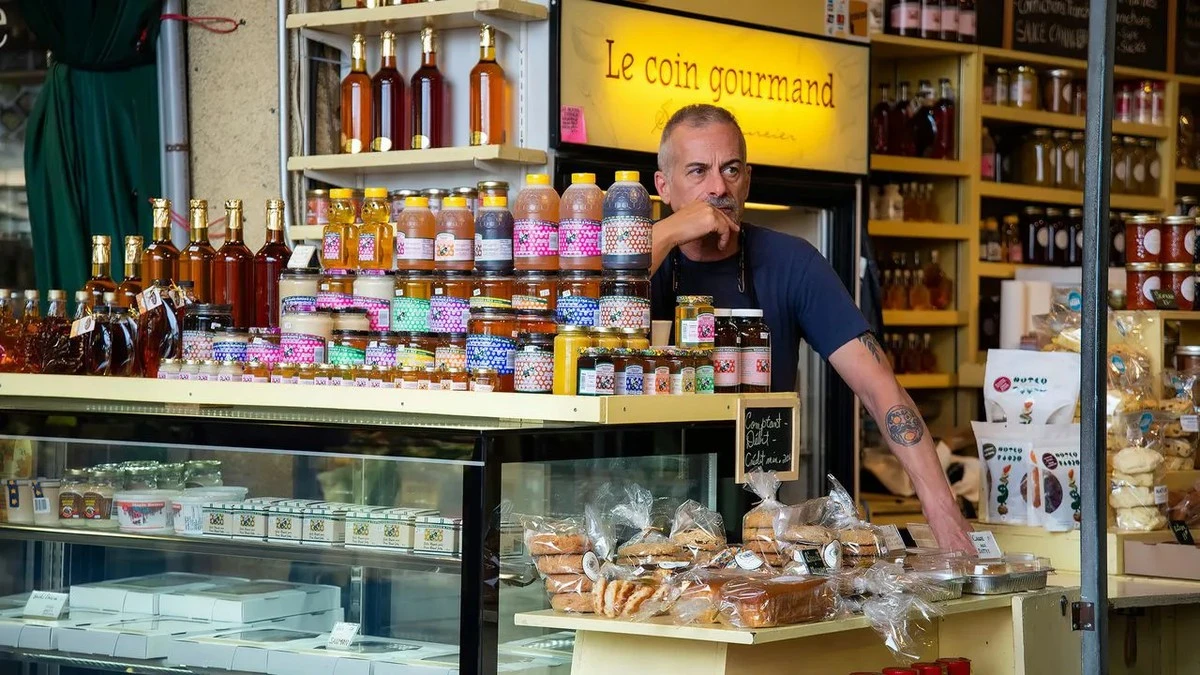 Cuando el supermercado te pide que llames al director por un paquete de pollo: La absurda petición que presencié