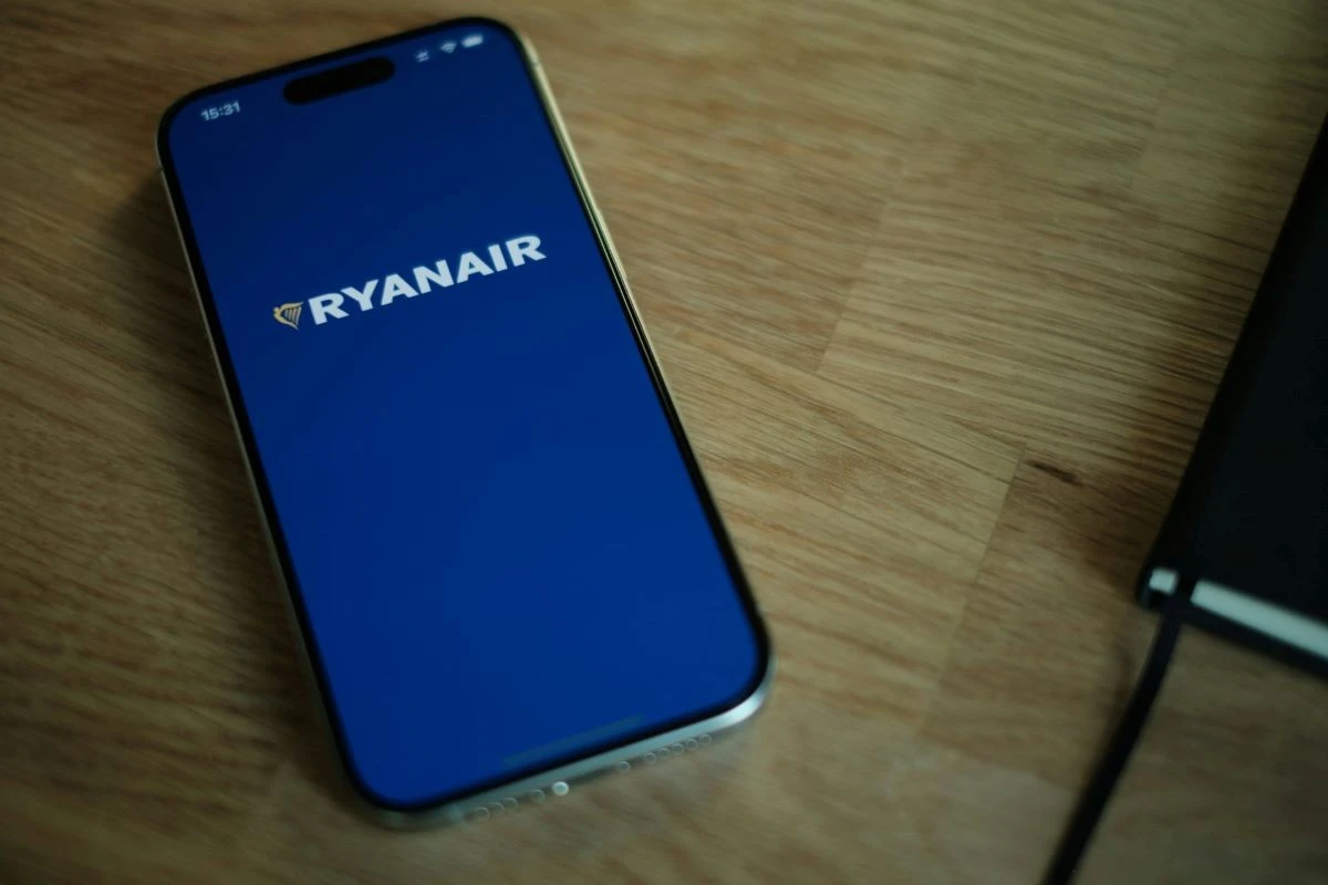 Por qué Ryanair sigue siendo la aerolínea más barata: el secreto está en eliminar todo lo innecesario