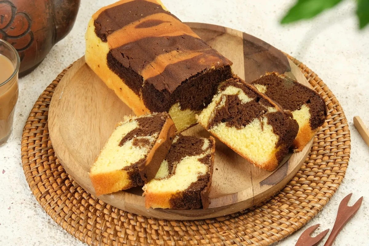 El bizcocho marmolado que desaparece más rápido que en enfriarse: una receta infalible