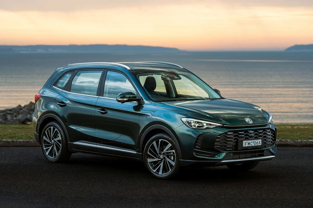 BYD ir kiti Kinijos milžinai perima automobilių rinką: senbuviai atsiduria už borto