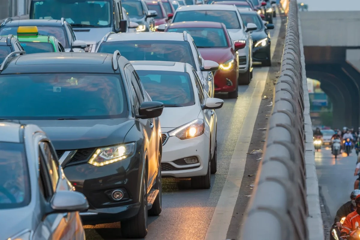 Se descubren 4 gasolineras en Polonia donde el combustible no cumple las normas: la advertencia llega a los conductores