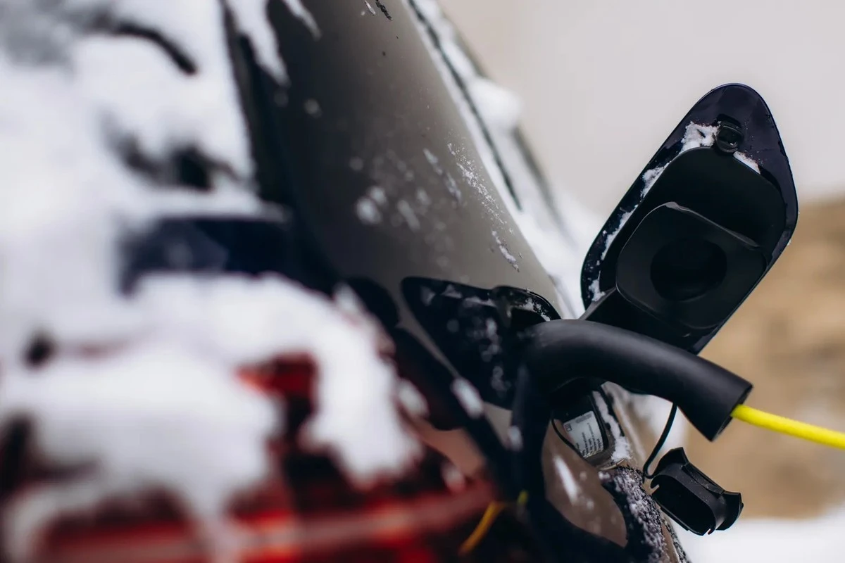 El calvario eléctrico: mi viaje de 6 horas a la playa con -20°C y calefacción apagada