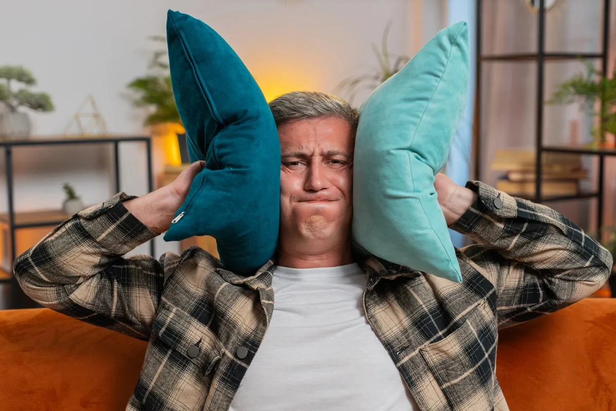 La multa secreta que te puede caer por un "ruido inocente" después de las 7 p.m.