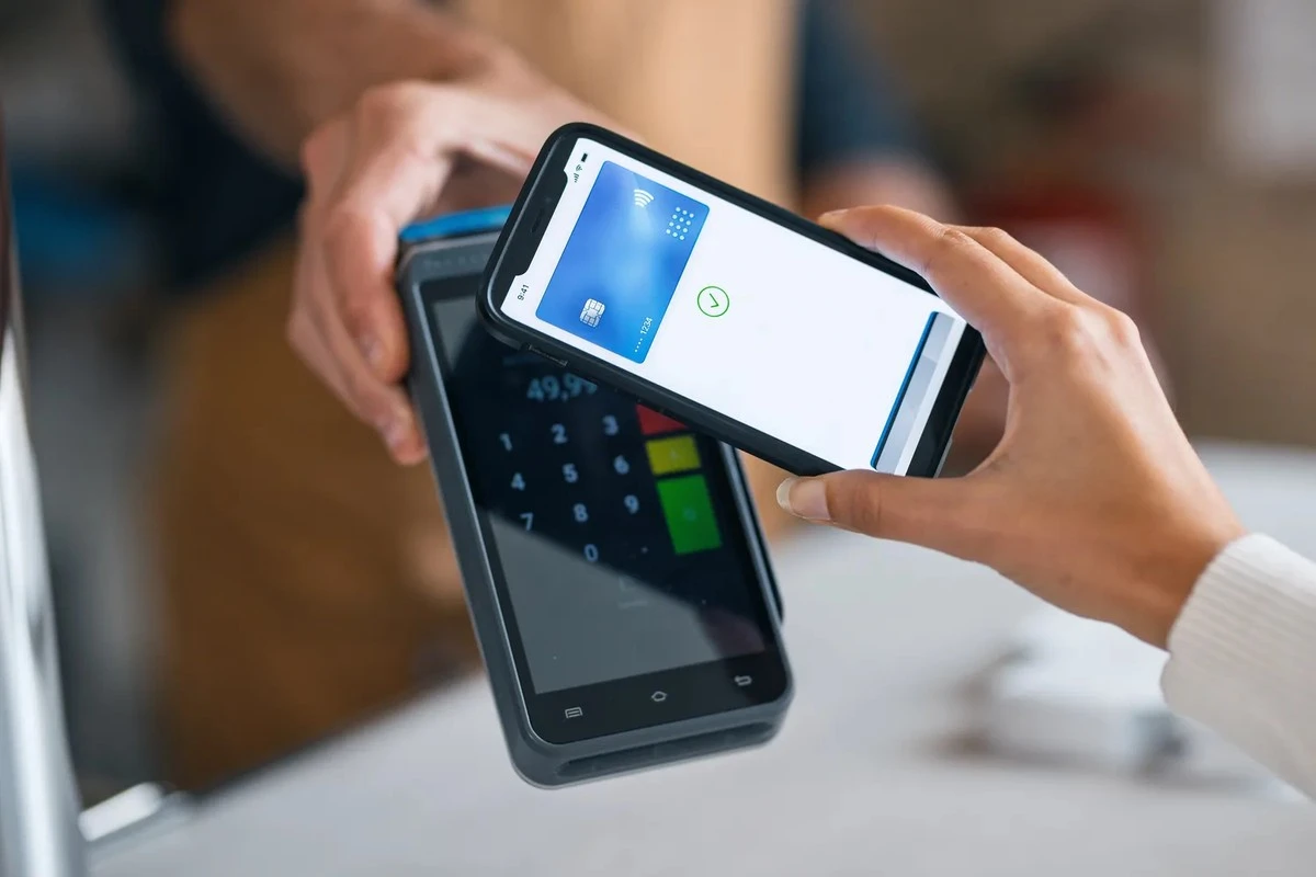 Un toque y todo cambia: NFC prepara una revolución silenciosa en pagos, documentos y carga